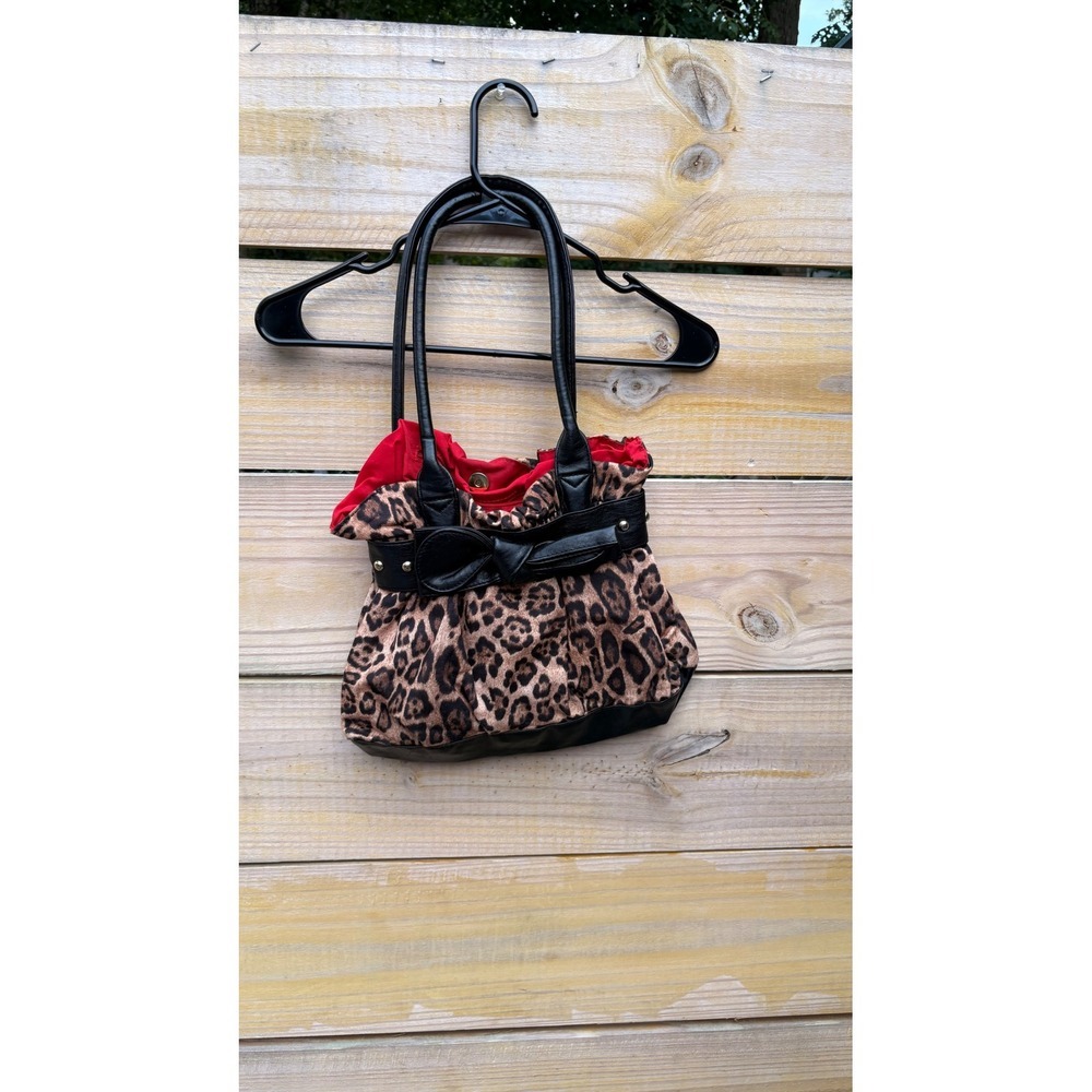 Brash Leopard Print Shoulder Bag Red Lining Black Bow Detail 97064-028